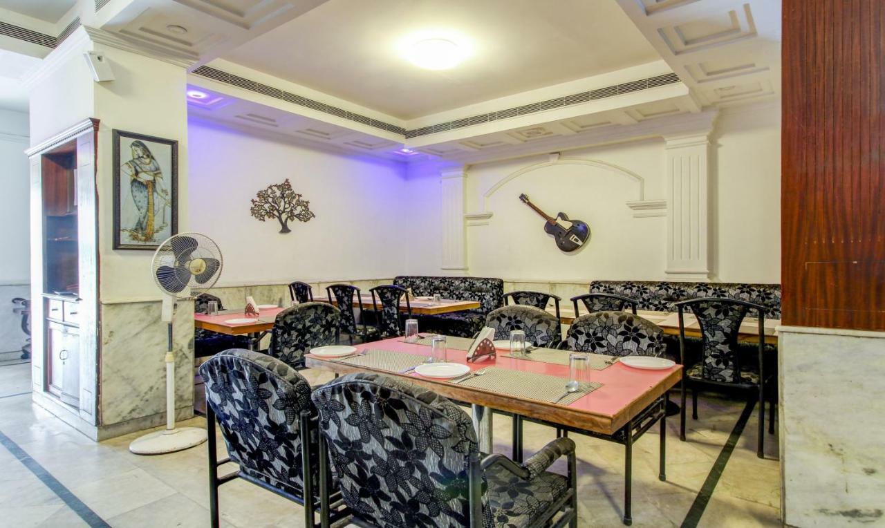 Hotel Saaket Residency ヴィシャーカパトナム エクステリア 写真
